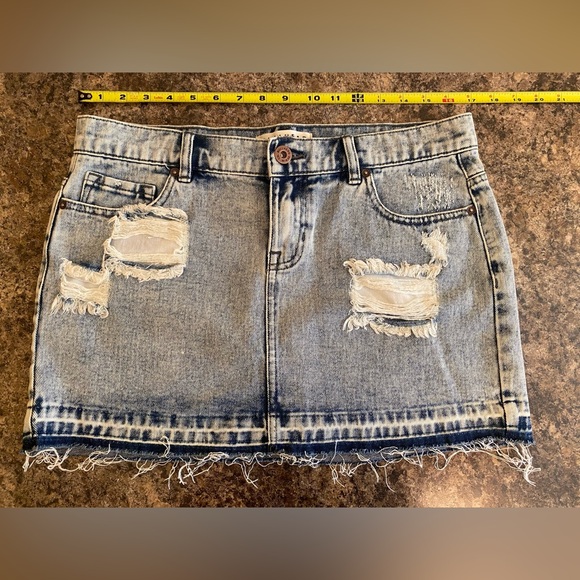 Bullhead Blue Mini Skirt Casual - Picture 1 of 4